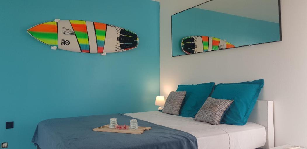 Tres Bel Appartement Avec Vue Mer, Acces Direct A La Plage Et Piscine Surveillee 생프랑수아 외부 사진