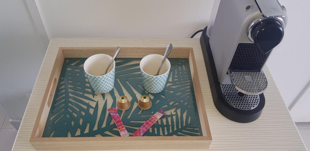 Tres Bel Appartement Avec Vue Mer, Acces Direct A La Plage Et Piscine Surveillee 생프랑수아 외부 사진